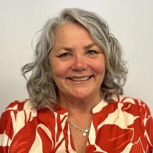 Lynne Millar